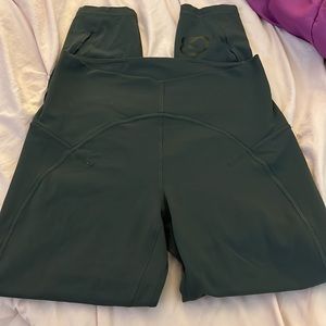 Lululemon CYCLEBAR leggings dark gray womens size 8 pants workout gym athletic